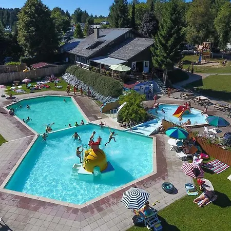 Camping Luxe Stacaravan Op Petite Suisse