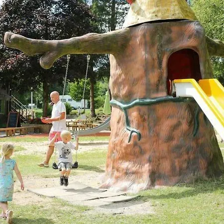 Luxe Stacaravan Op Petite Suisse Camping Dochamps